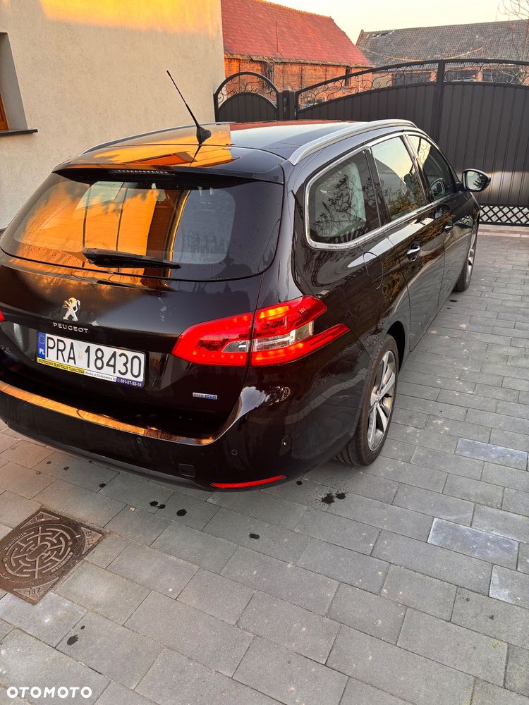 Peugeot 308 2.0 Blue HDi Allure S&S - 5