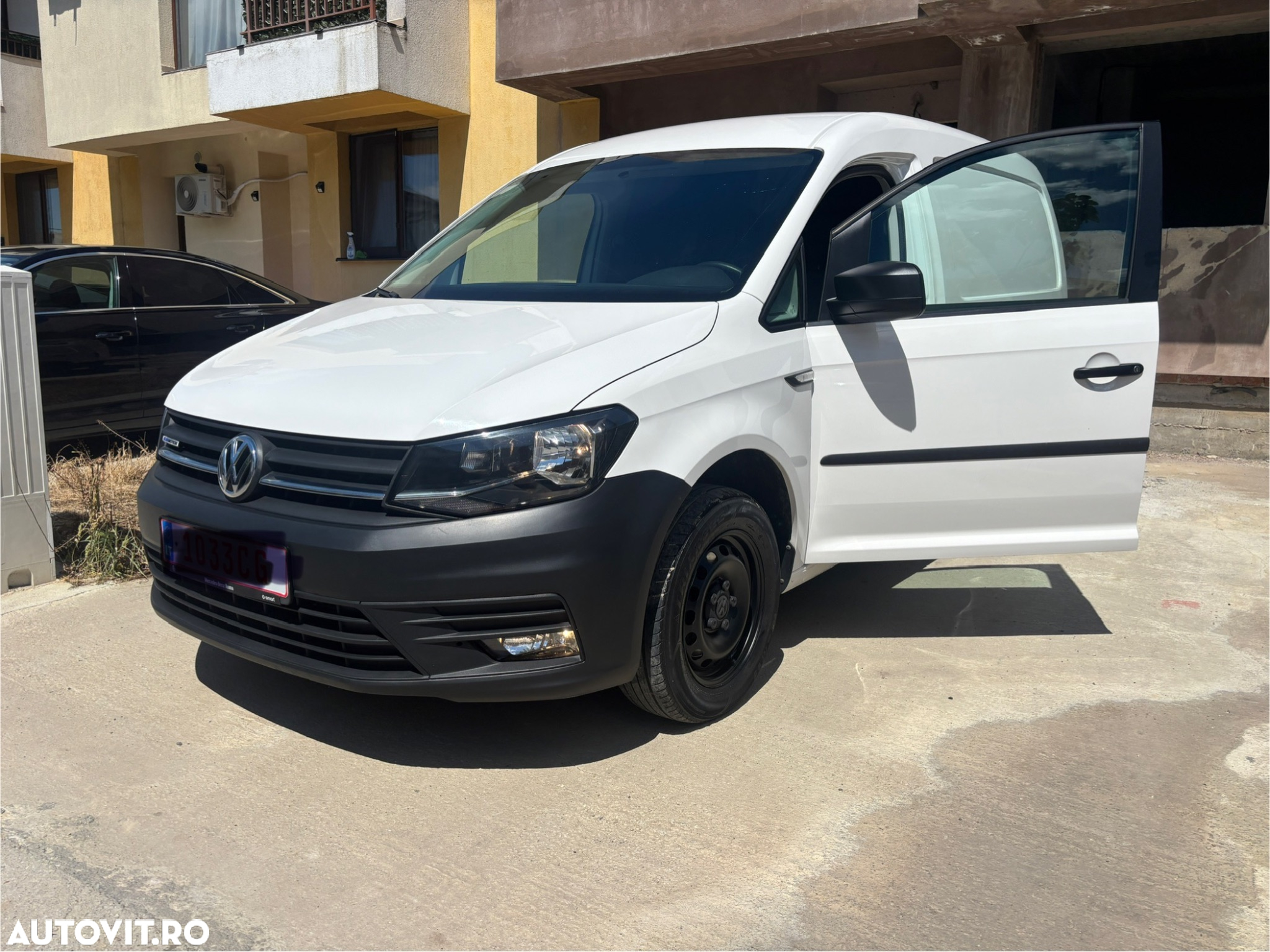 Volkswagen Caddy - 2