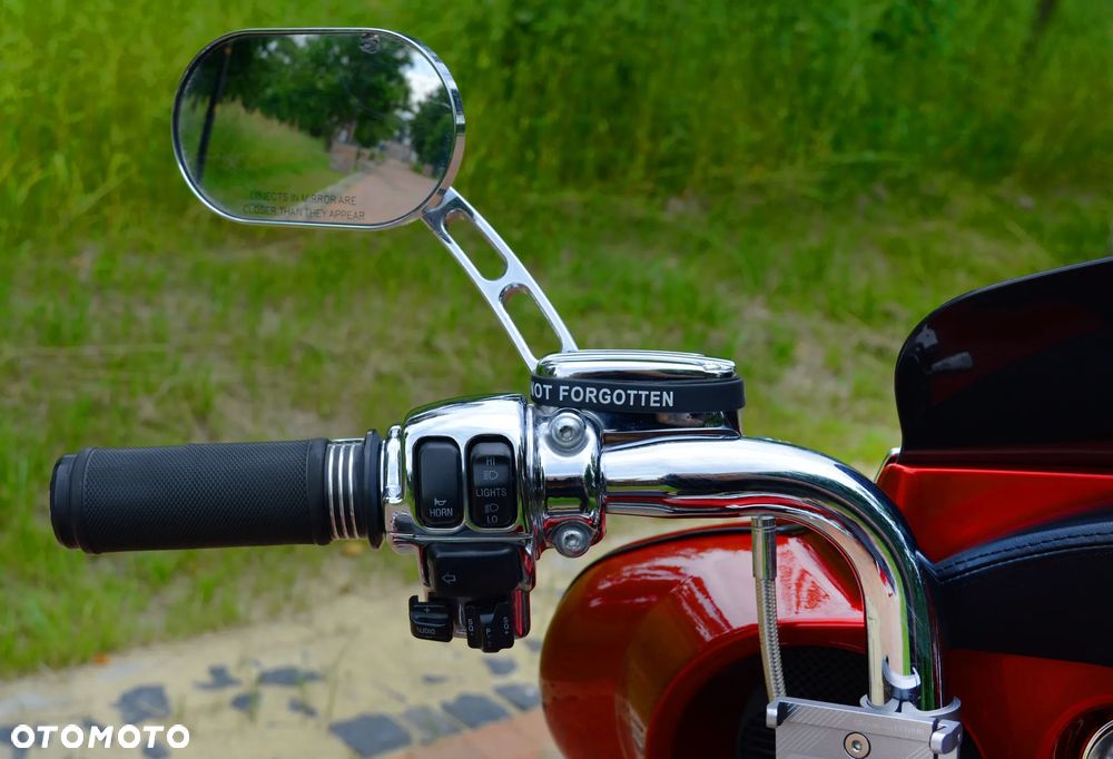 Harley-Davidson FLHTCU Ultra - 11