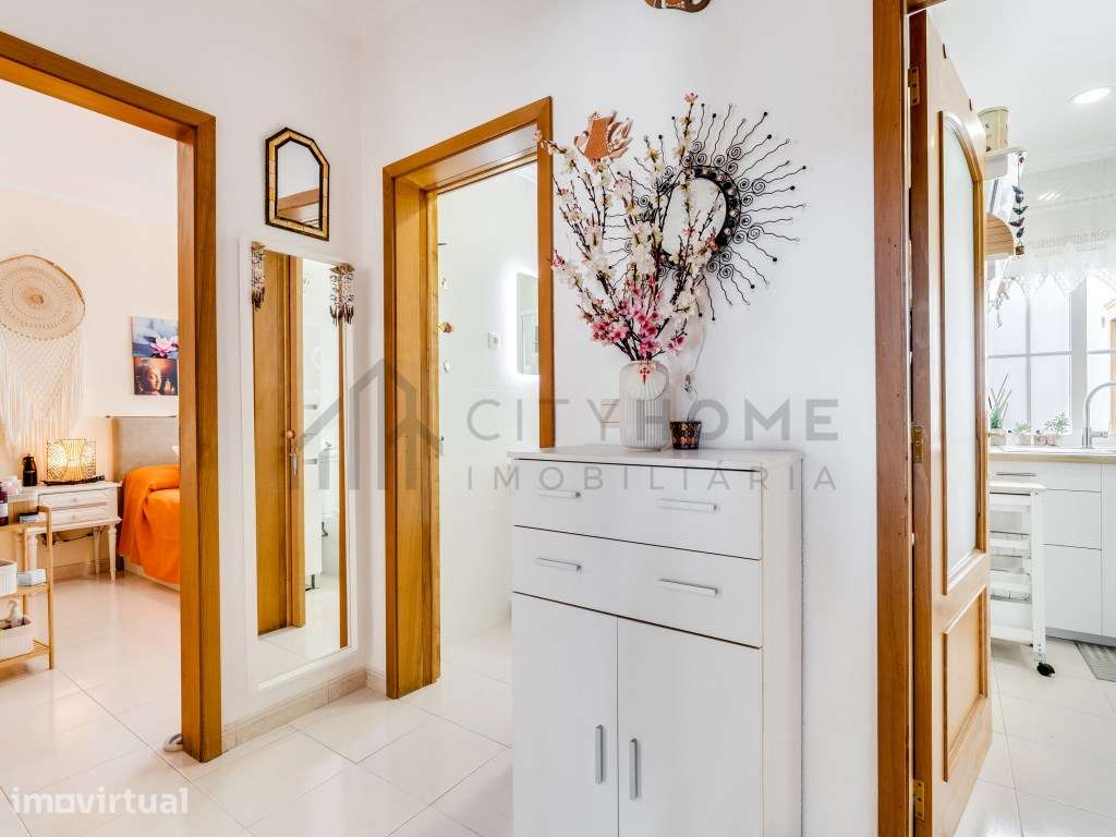 Apartamento T1 no centro de Albufeira a 200m da praia. - Grande imagem: 2/23