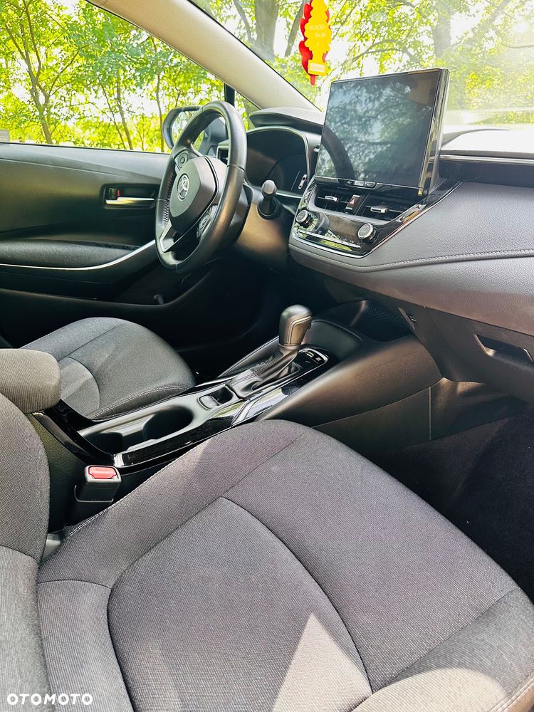 Toyota Corolla - 16