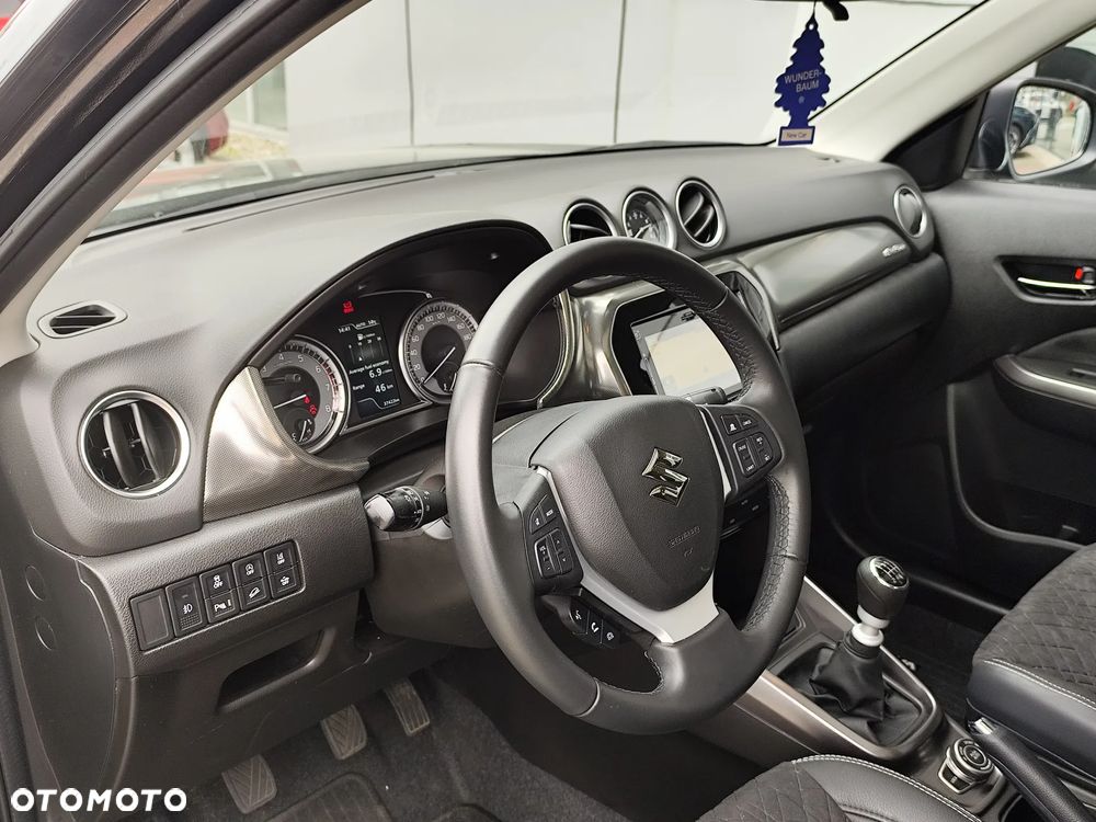 Suzuki Vitara 1.4 Boosterjet mHEV Elegance Sun 4WD - 8