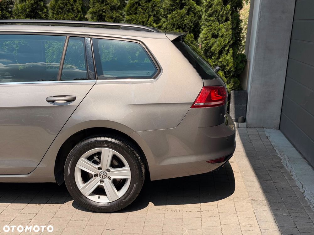 Volkswagen Golf 1.6 TDI Highline - 3