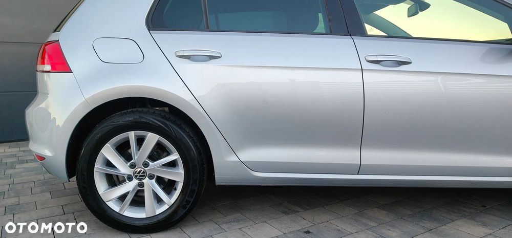 Volkswagen Golf 1.6 TDI BlueMotion Technology DSG Lounge - 10