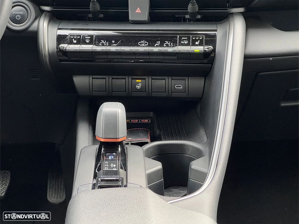 Toyota C-HR 2.0 HDF Plug-in Square Collection - 12