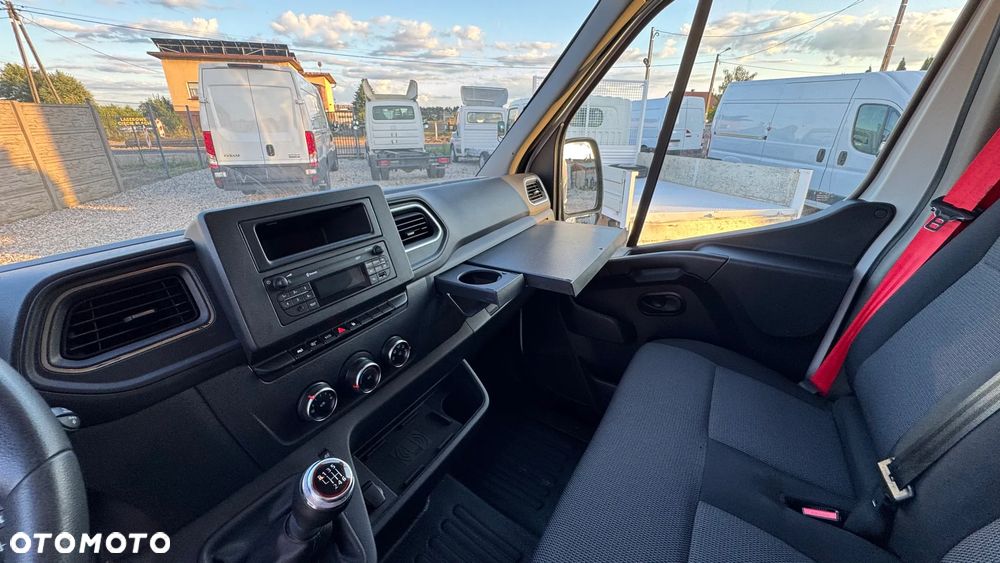 Renault Master  L2H2 - 11