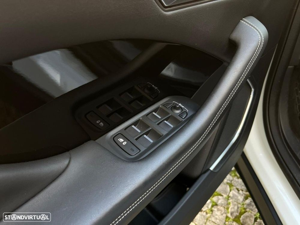 Jaguar I-Pace EV400 AWD HSE - 10