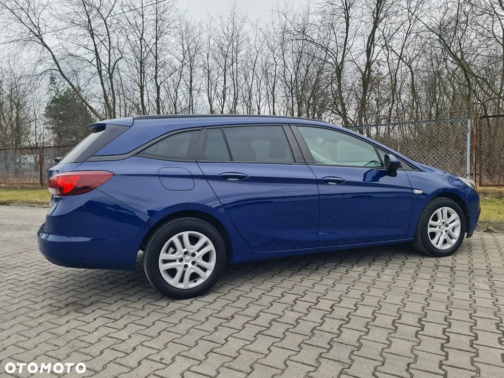 Opel Astra V 1.6 CDTI Enjoy - 10