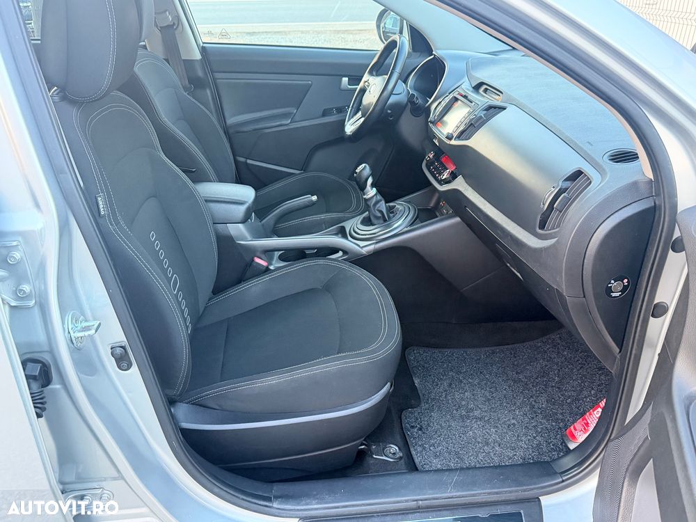 Kia Sportage 1.7 DSL MT 4x2 STYLE - 8