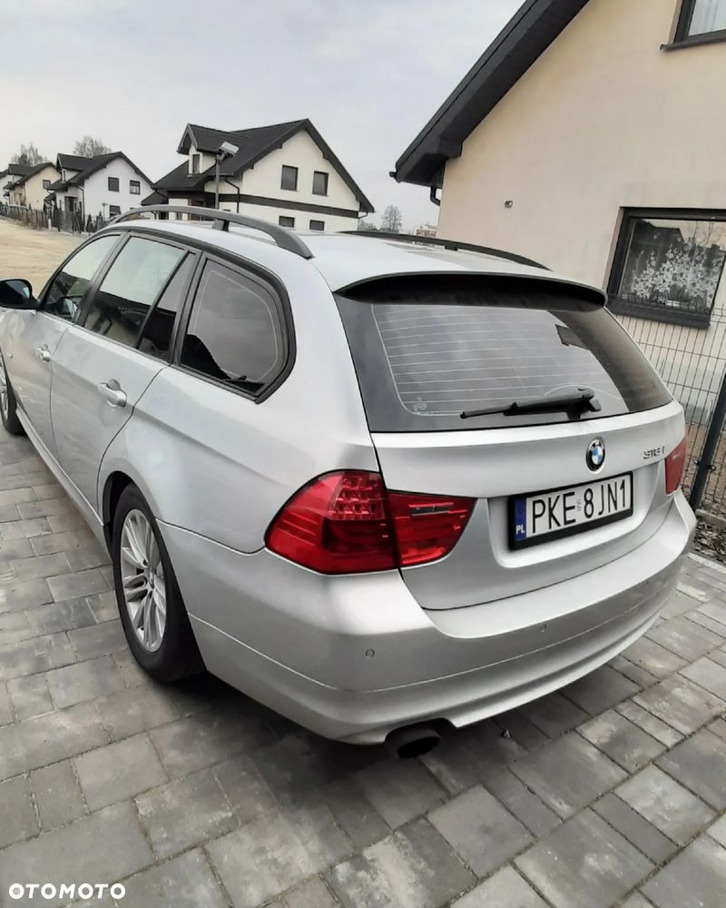 BMW Seria 3 318i Edition Exclusive - 3