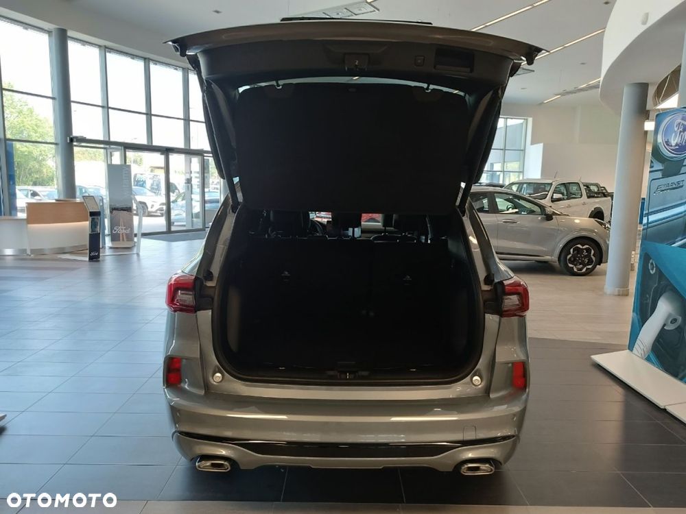 Ford Kuga - 8