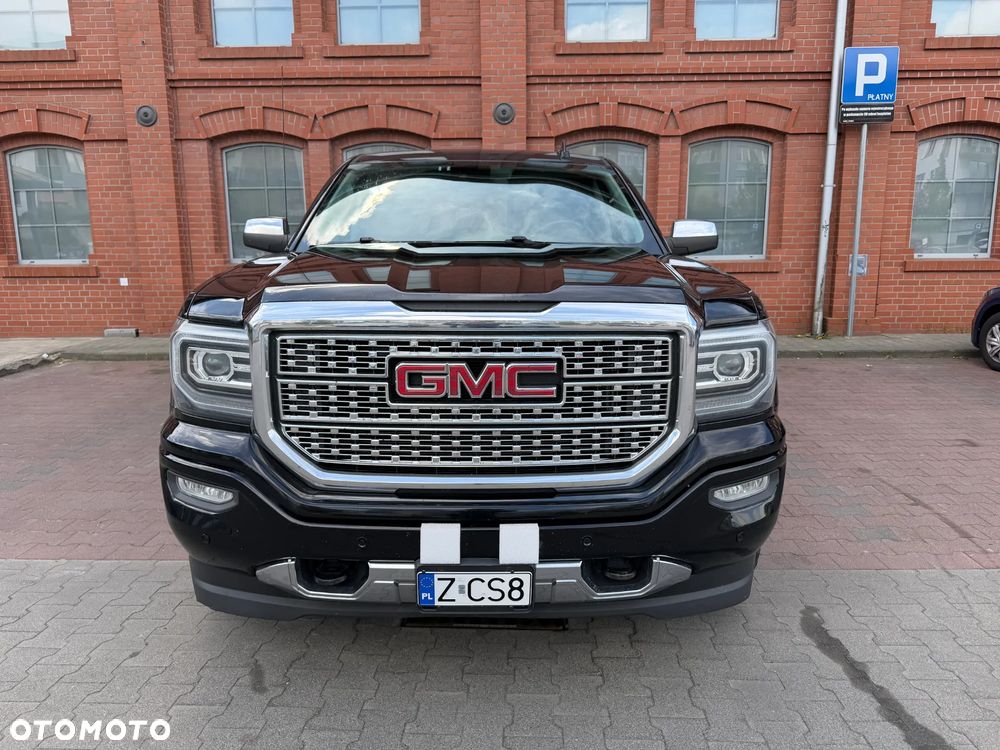 GMC Sierra - 13