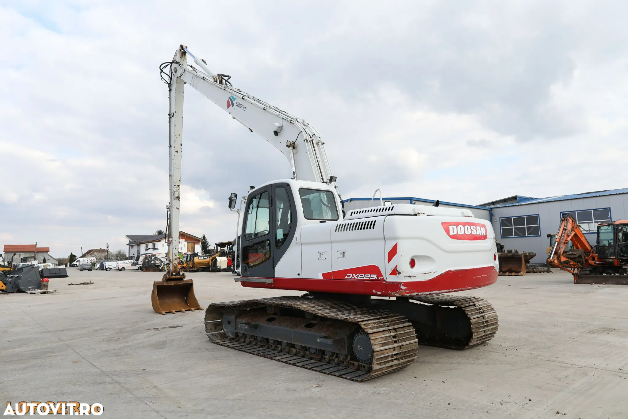 Doosan DX225LC - 17
