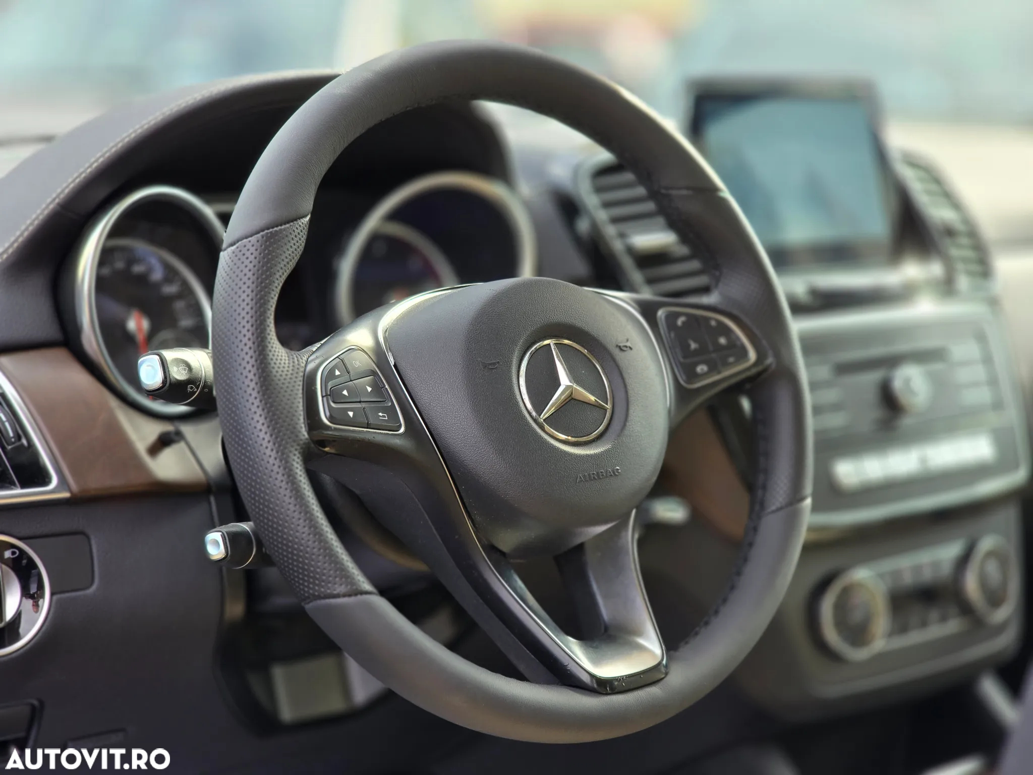 Mercedes-Benz GLE 250 d 4MATIC - 6