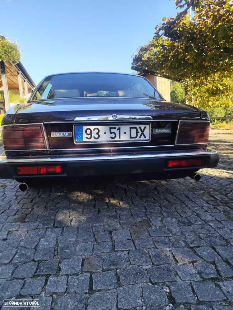 Jaguar Sovereign - 12