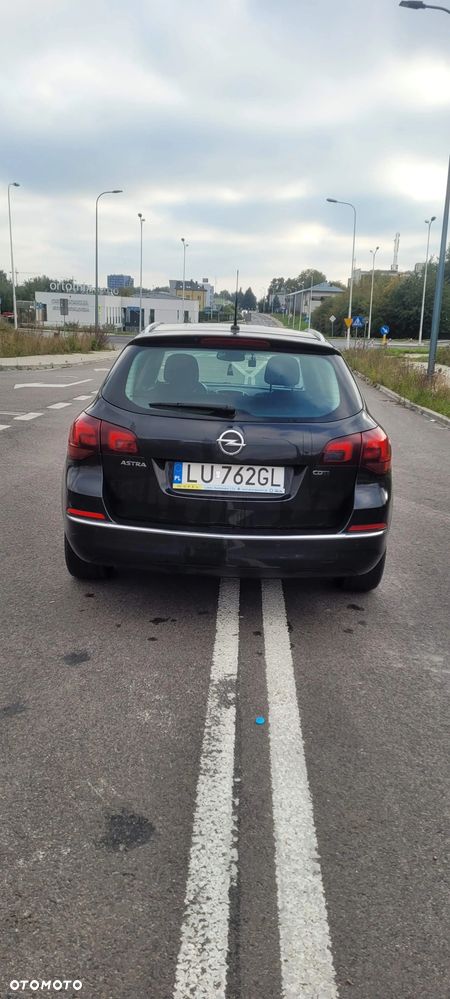 Opel Astra IV Sports Tourer 12-16 - 12