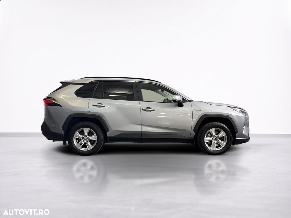 Toyota RAV4 - 7