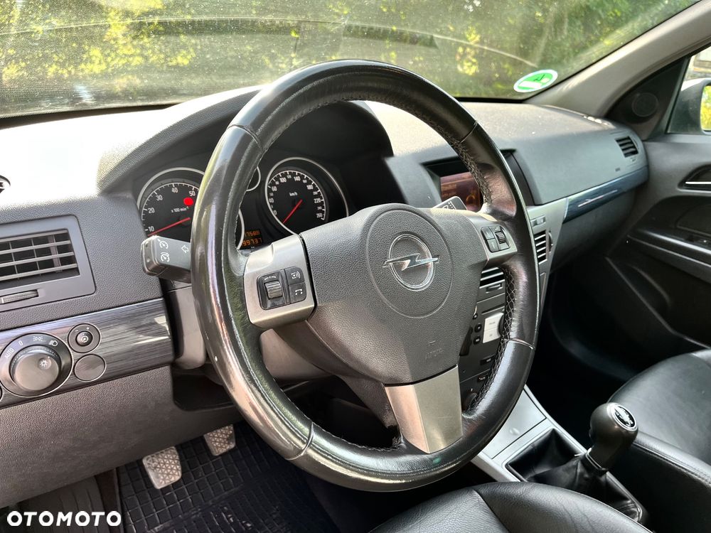 Opel Astra 1.8 Cosmo - 22