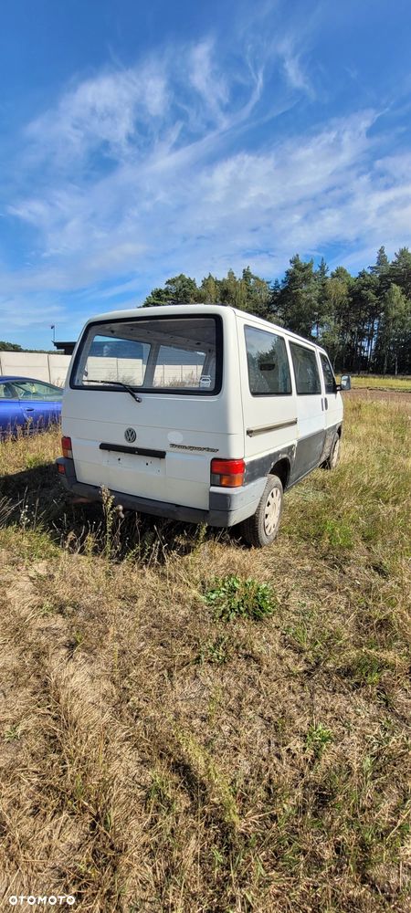Volkswagen Transporter - 15
