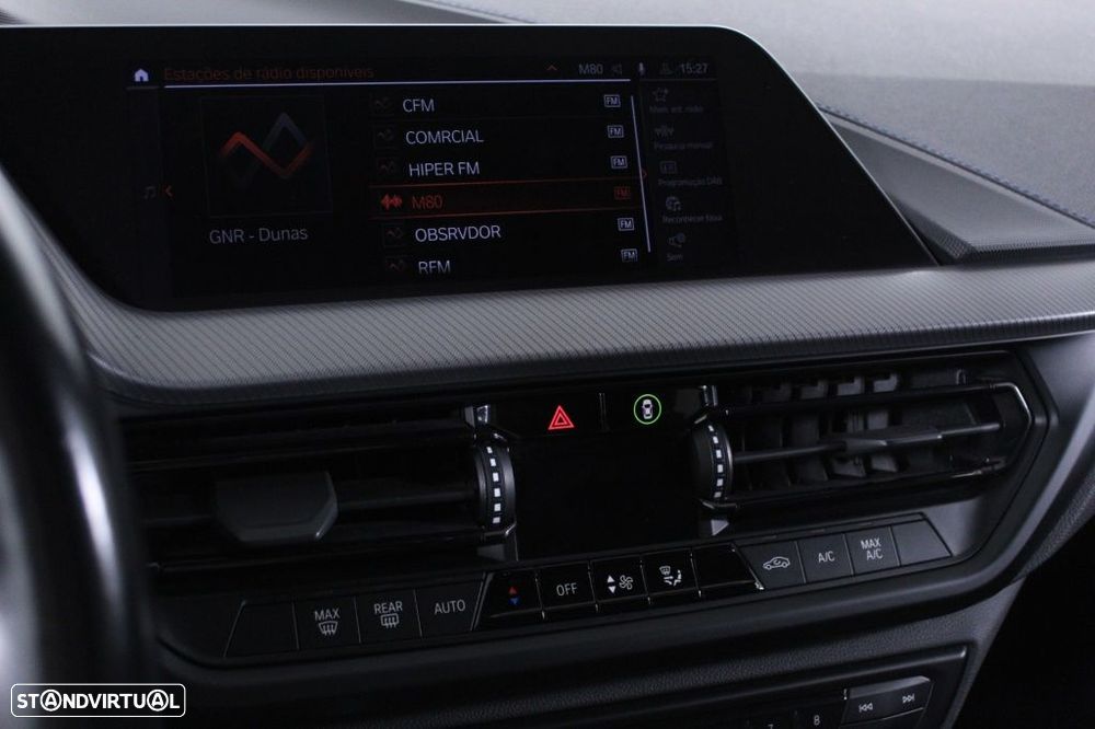 BMW 116 d Pack Desportivo M Auto - 29