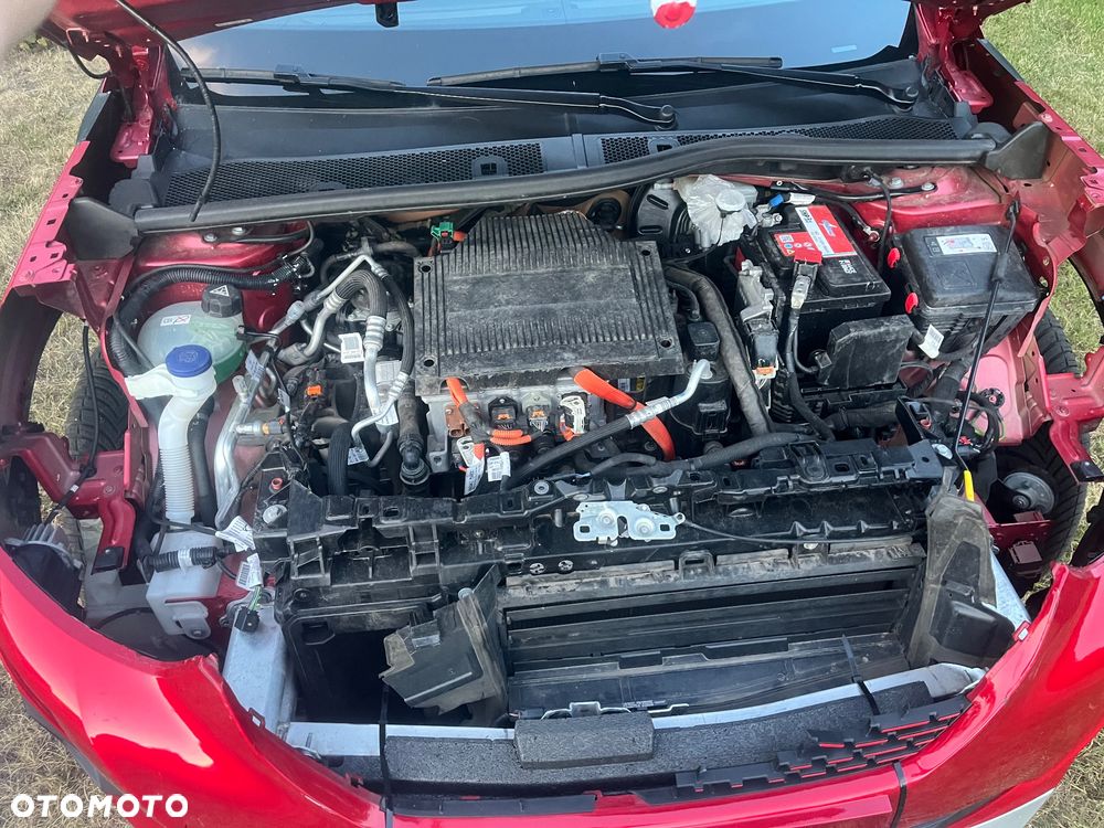 Peugeot 2008 136 GT - 5