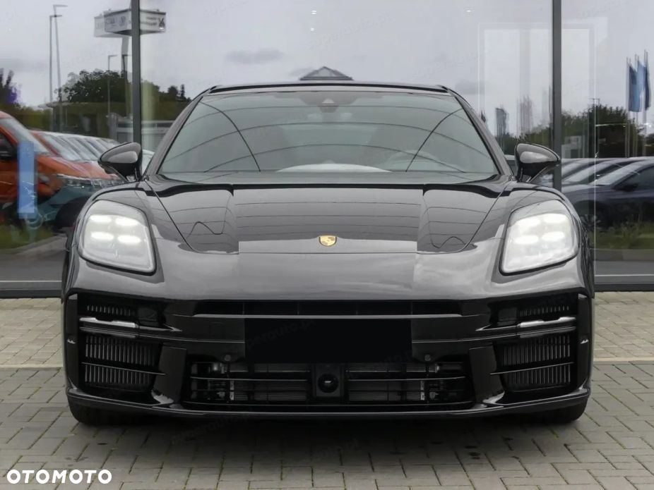 Porsche Panamera - 3