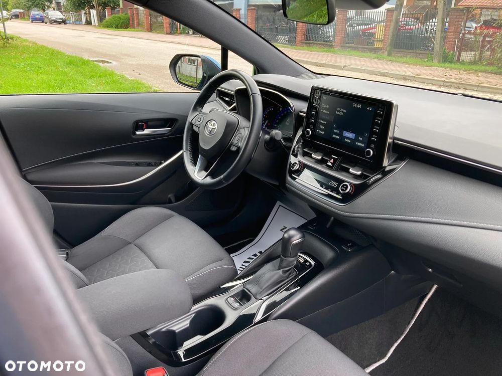 Toyota Corolla - 19