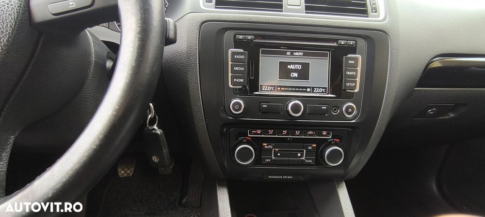 Volkswagen Jetta 1.2 TSI BlueMotion Technology Life - 13