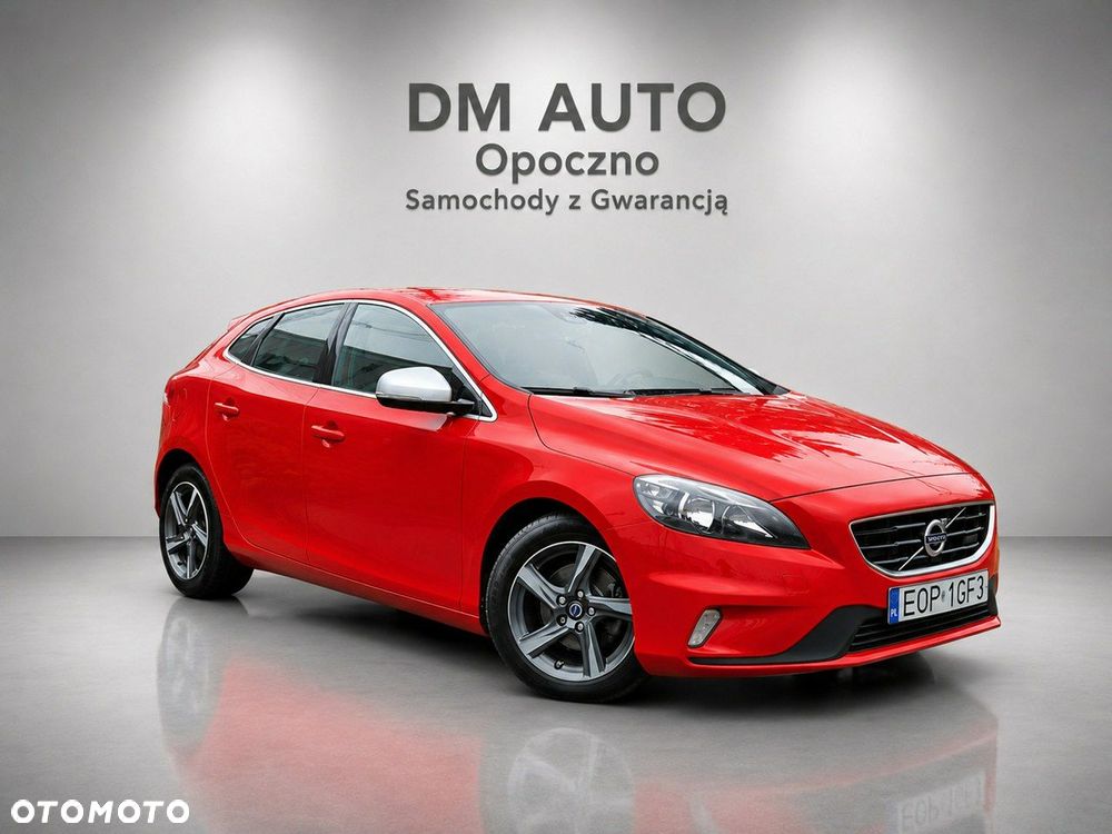 Volvo V40 D2 R-Design Momentum - 1