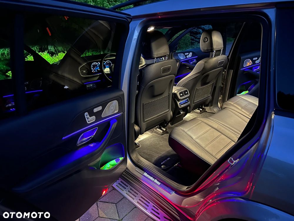 Mercedes-Benz GLS - 13