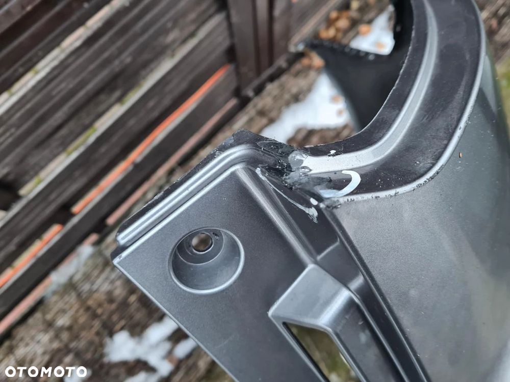 Zderzak tył Mitsubishi Outlander III po 2018r. - 2