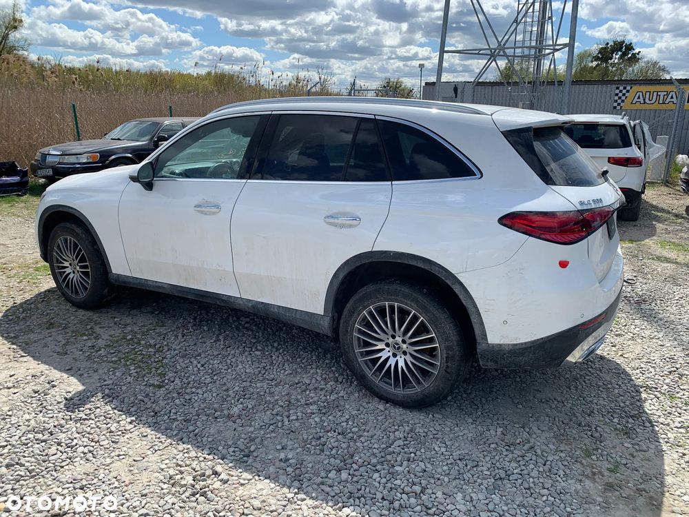 Mercedes-Benz GLC 300 4Matic 9G-TRONIC - 7