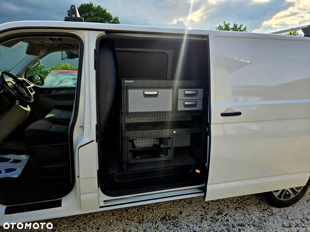 Volkswagen Transporter - 5