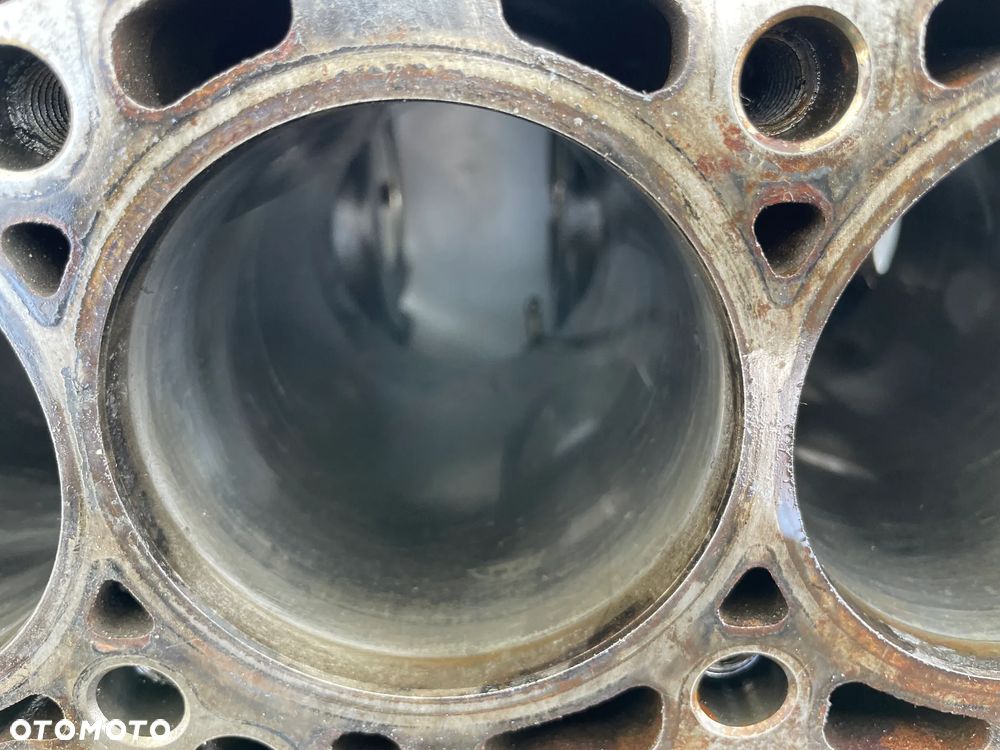 GOŁY BLOK DÓŁ SILNIKA VW TOURAN I GOLF V AUDI A3 2.0 TDI 140KM BKD 038103021CJ - 10