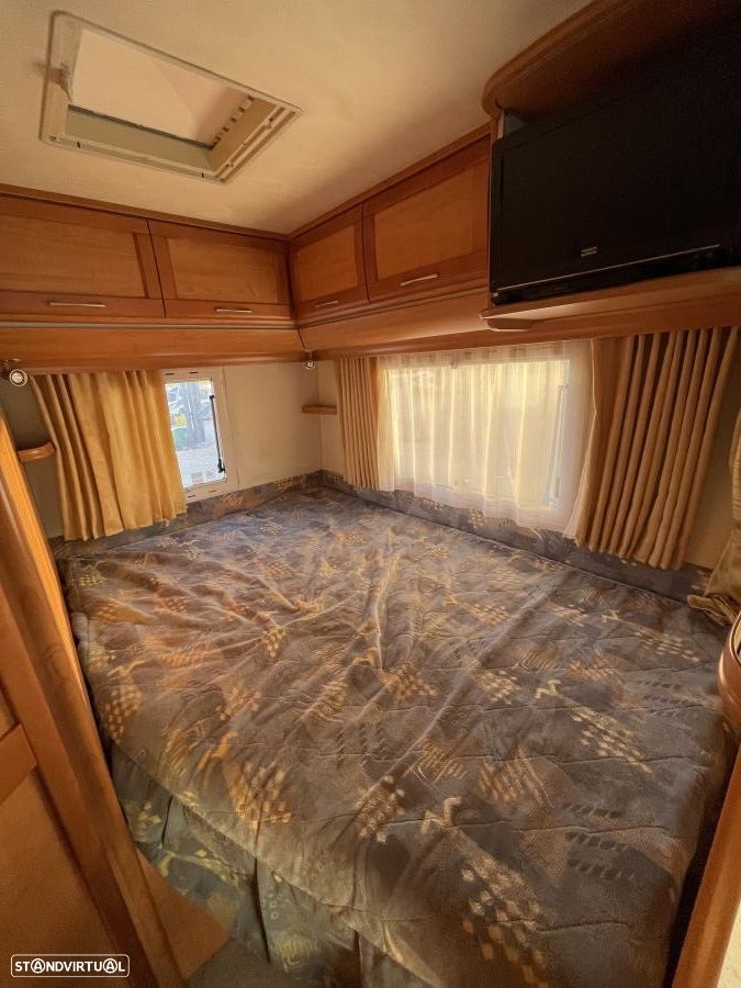 Fleurette Le Grebe Chassis Alko cama francesa - 5