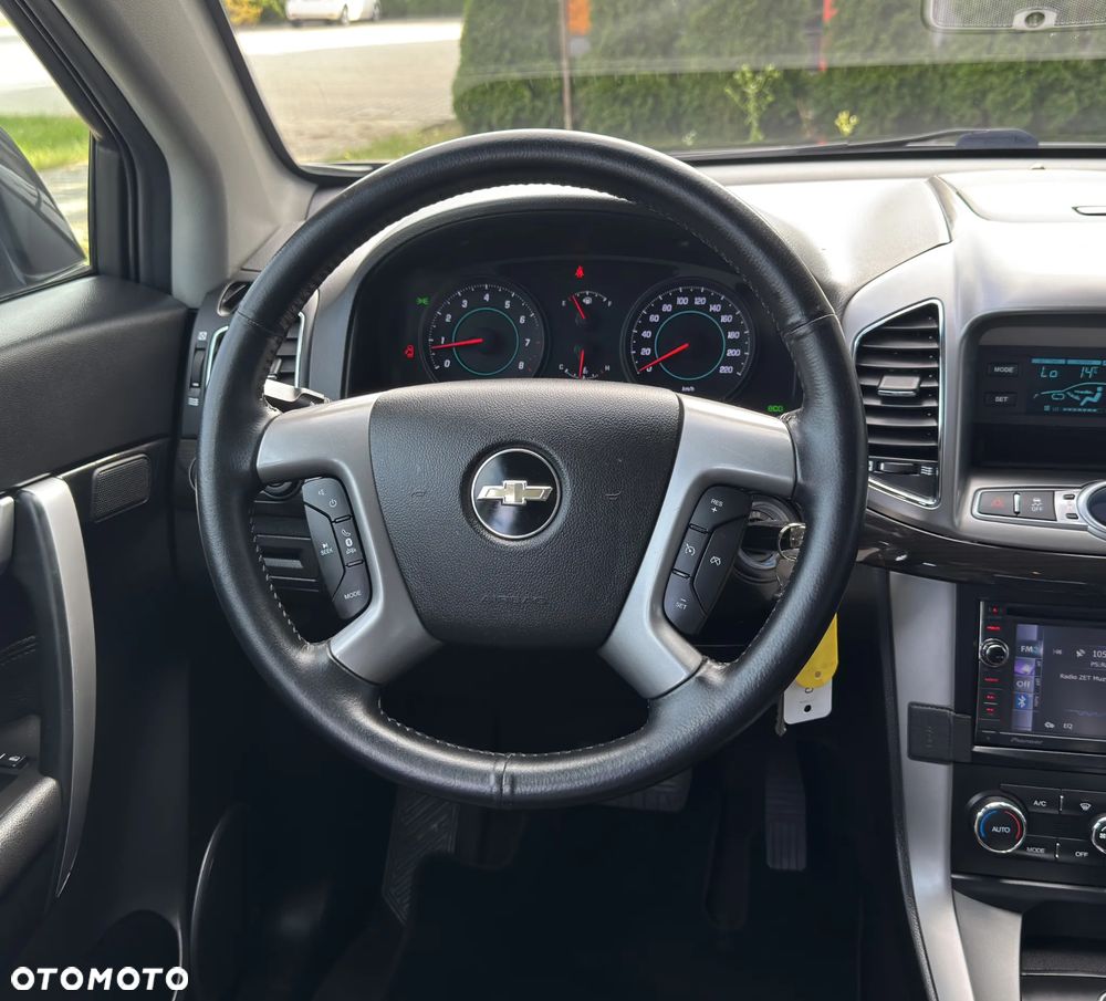 Chevrolet Captiva - 31