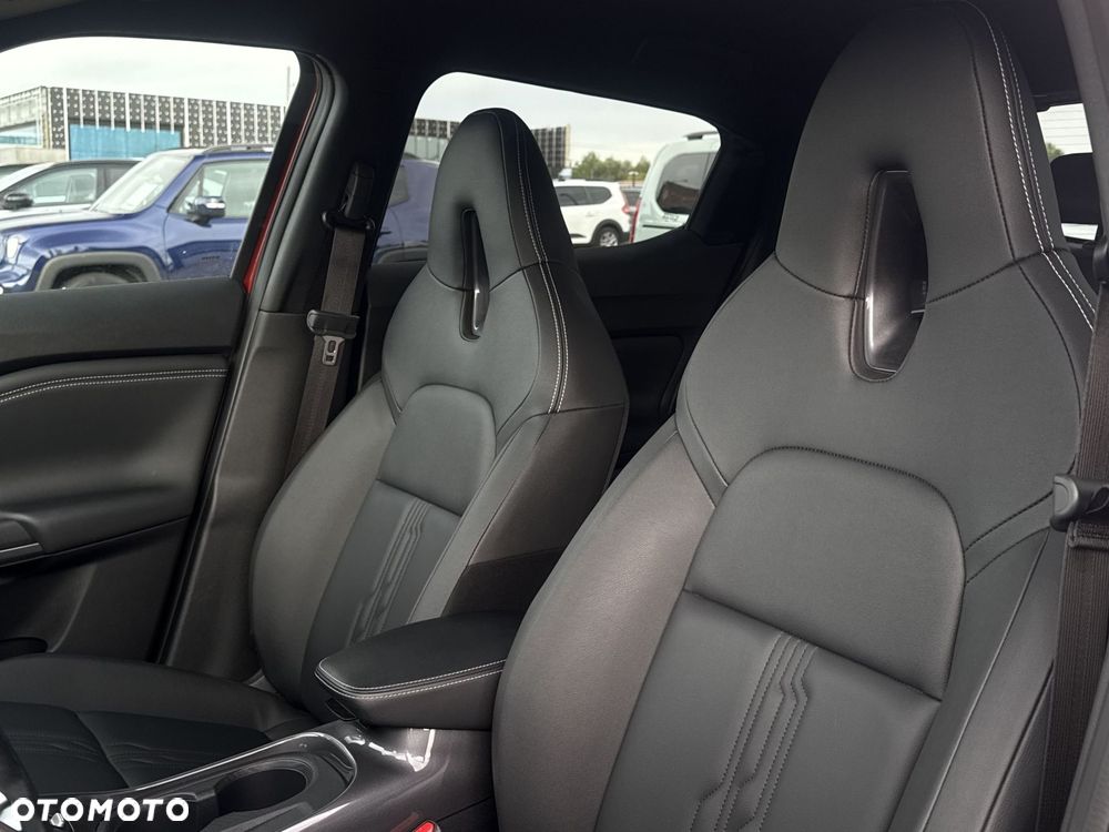 Nissan Juke 1.0 DIG-T Tekna - 10