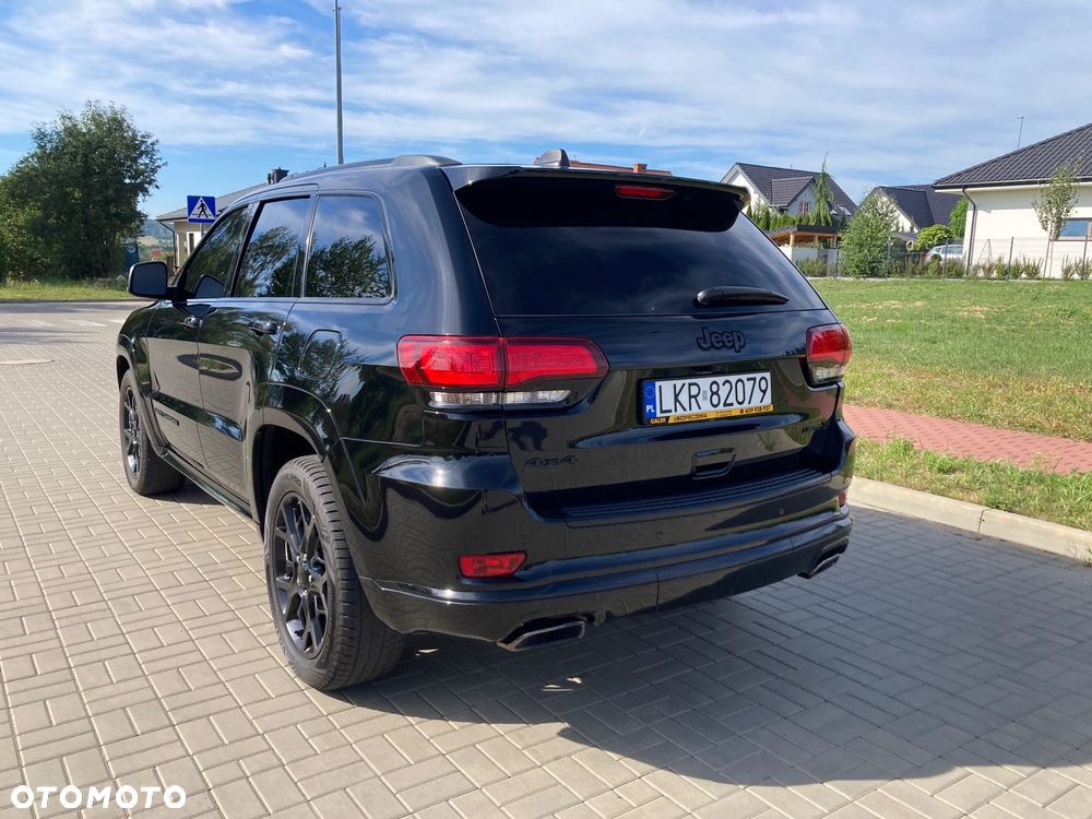Jeep Grand Cherokee - 13
