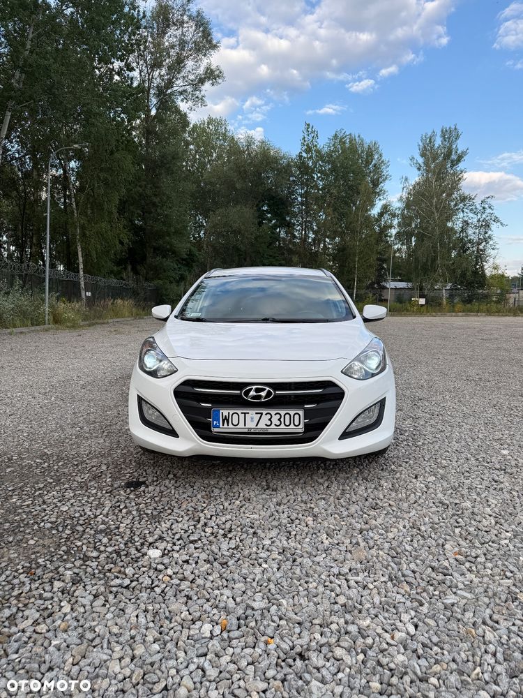 Hyundai i30 1.6 CRDi BlueDrive Classic + - 2