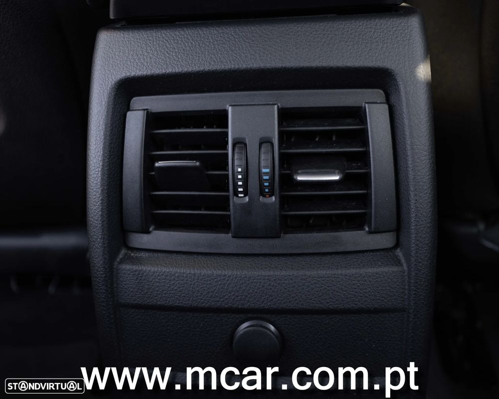 BMW 318 d Auto Line Sport - 8
