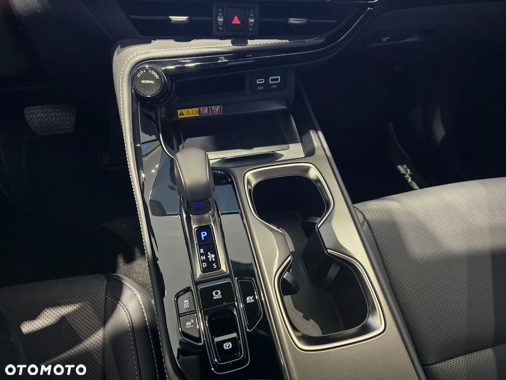 Lexus NX - 13
