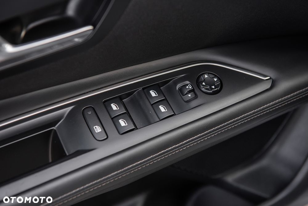Peugeot 3008 BlueHDi 150 Stop & Start Allure - 17