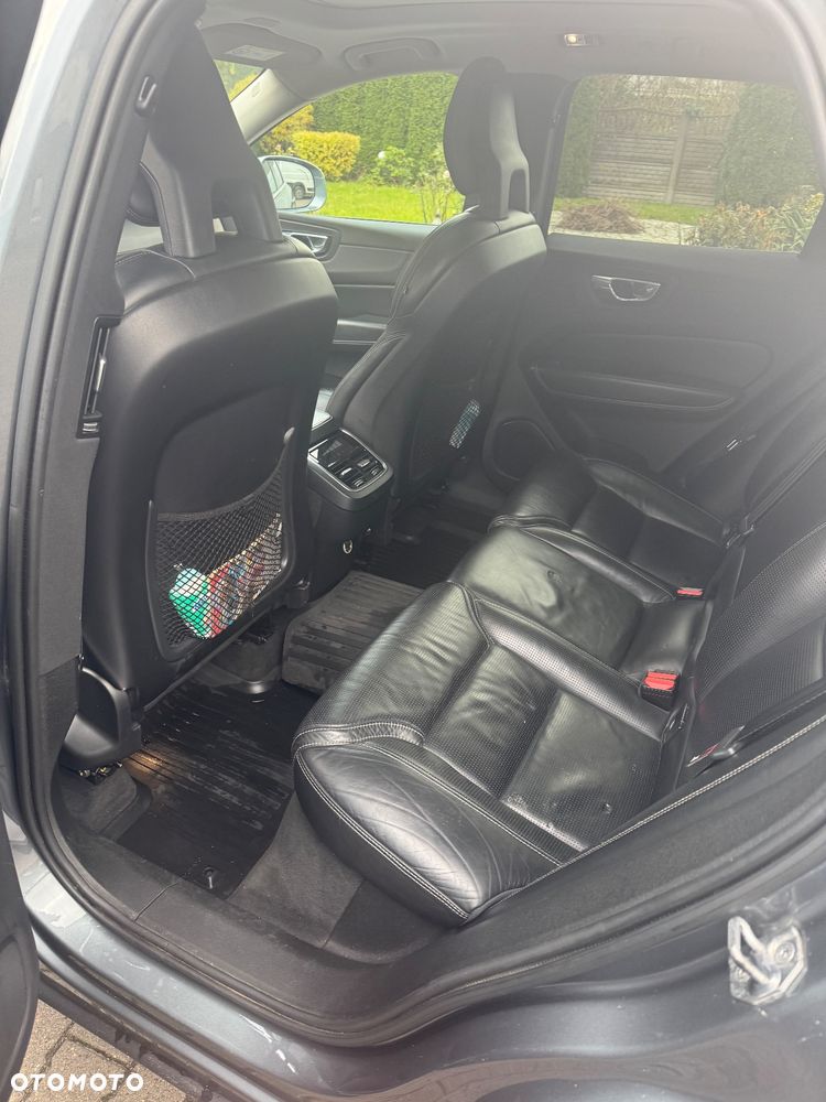 Volvo XC 60 D5 AWD Inscription - 12