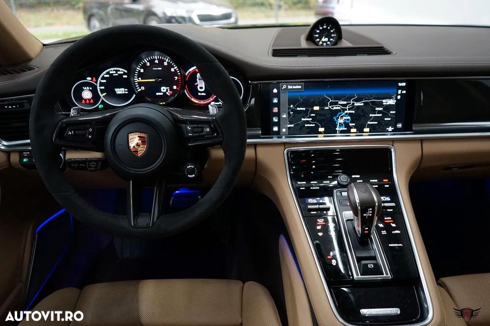 Porsche Panamera 4 E-Hybrid Platinum Edition - 11