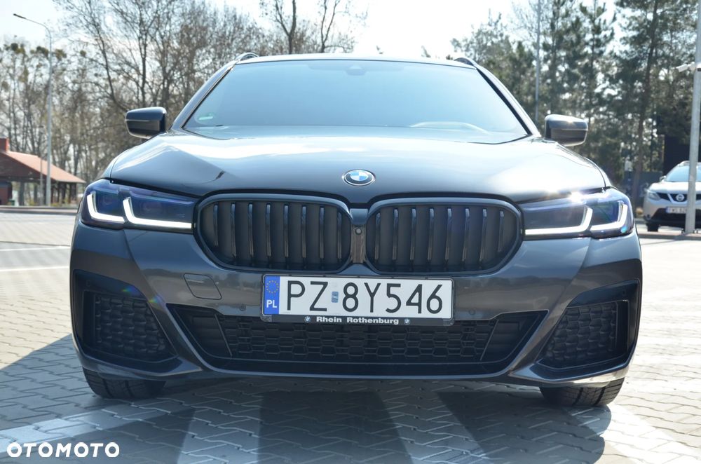 BMW Seria 5 520d Sport - 11