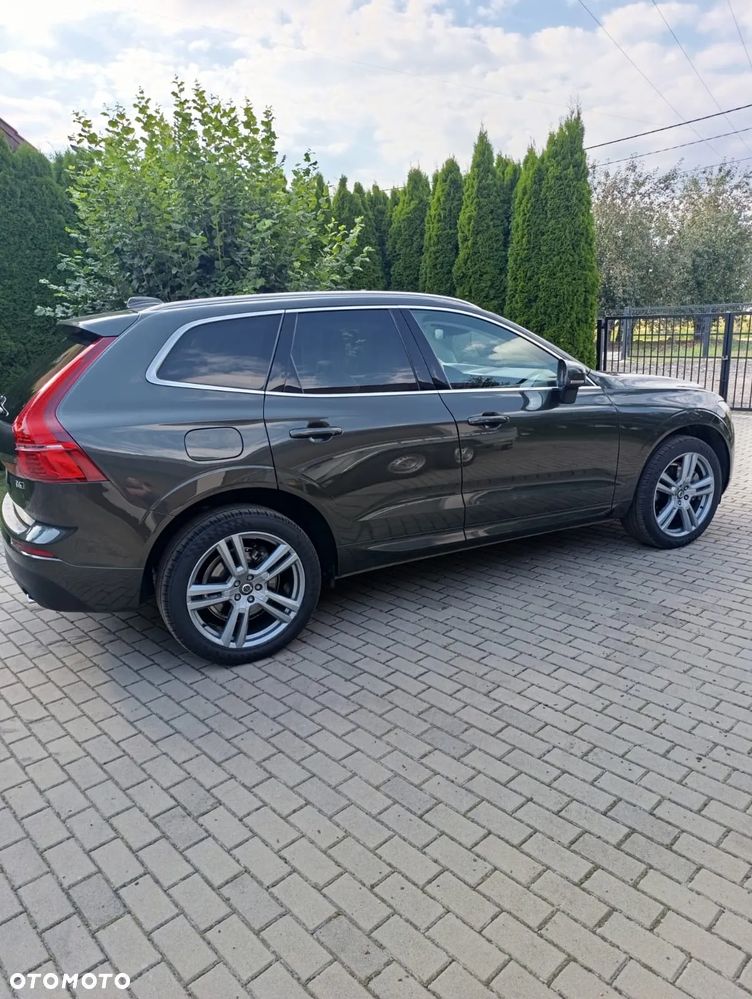 Volvo XC 60 T6 AWD Geartronic Momentum - 12