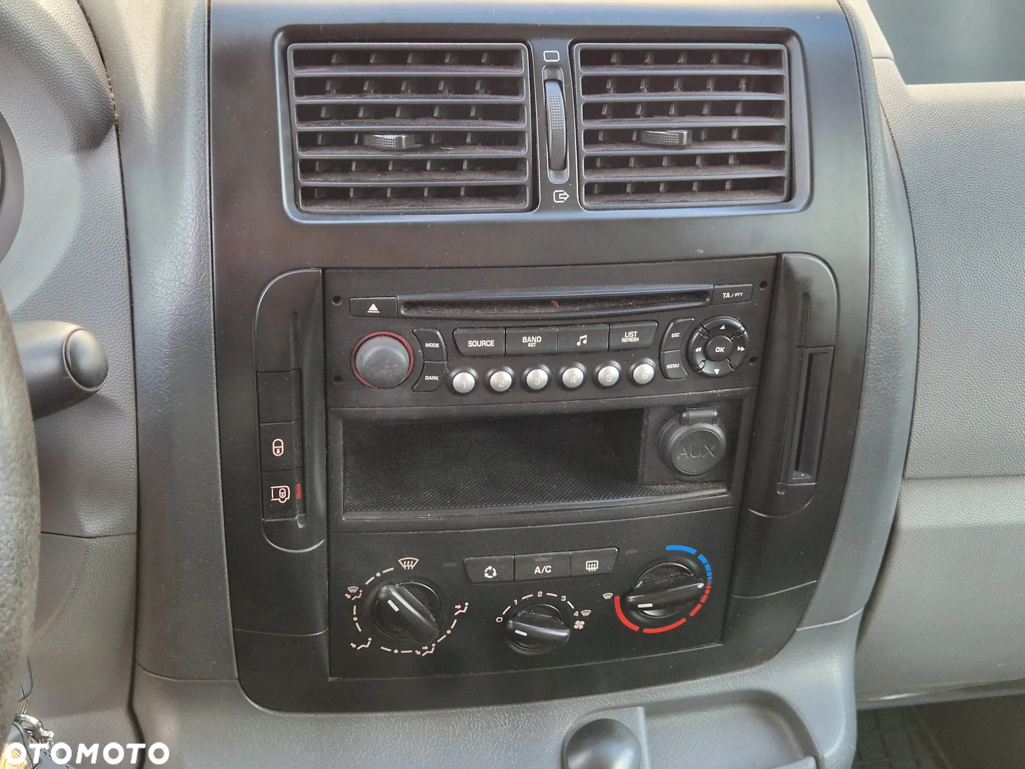 Peugeot Expert - 12