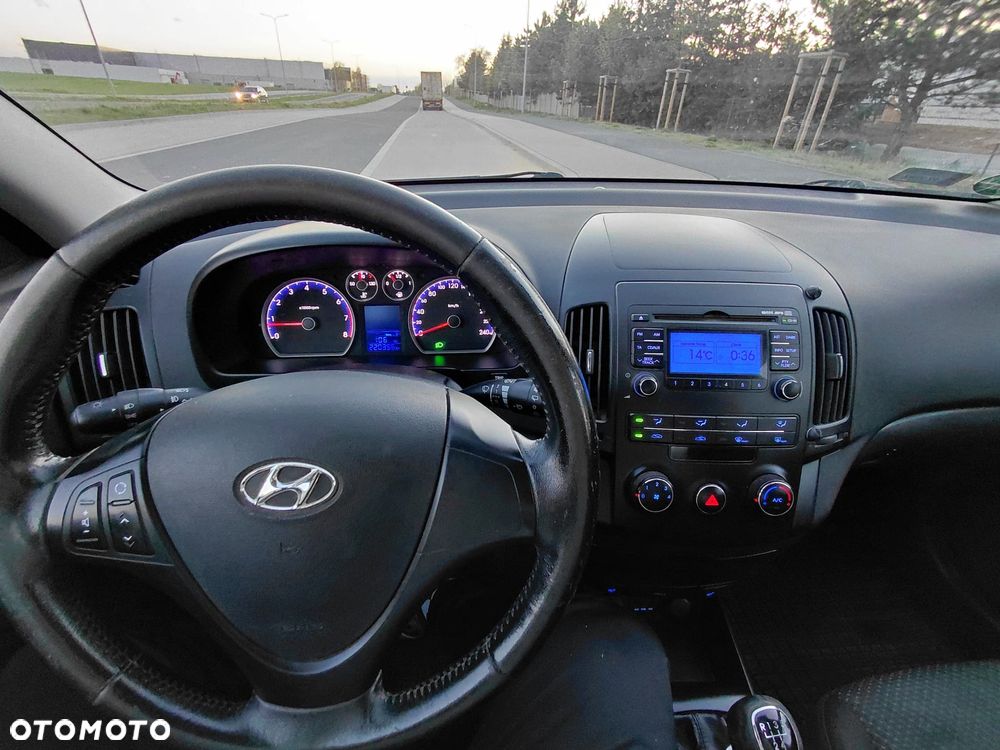 Hyundai i30 i30cw 1.4 Comfort - 12