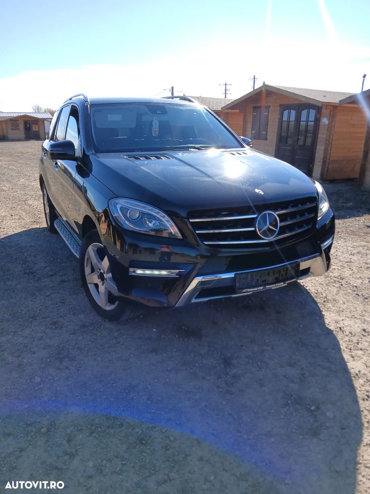 Mercedes-Benz ML 350 BlueTEC 4MATIC Aut - 2