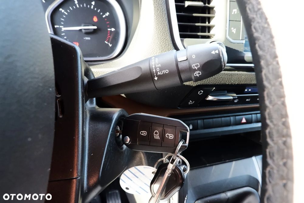 Toyota Proace Verso - 19